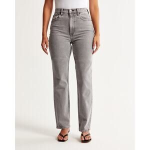 Abercrombie & Fitch Curve Love Ultra High Rise 90s Straight Jean Size 33/16R